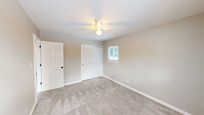 Building Photo - 769 Kettering Rd