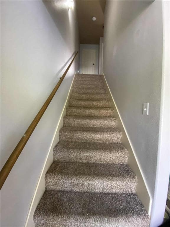 Building Photo - 705 W Garland St