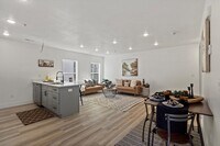 Building Photo - 815 W 100 S