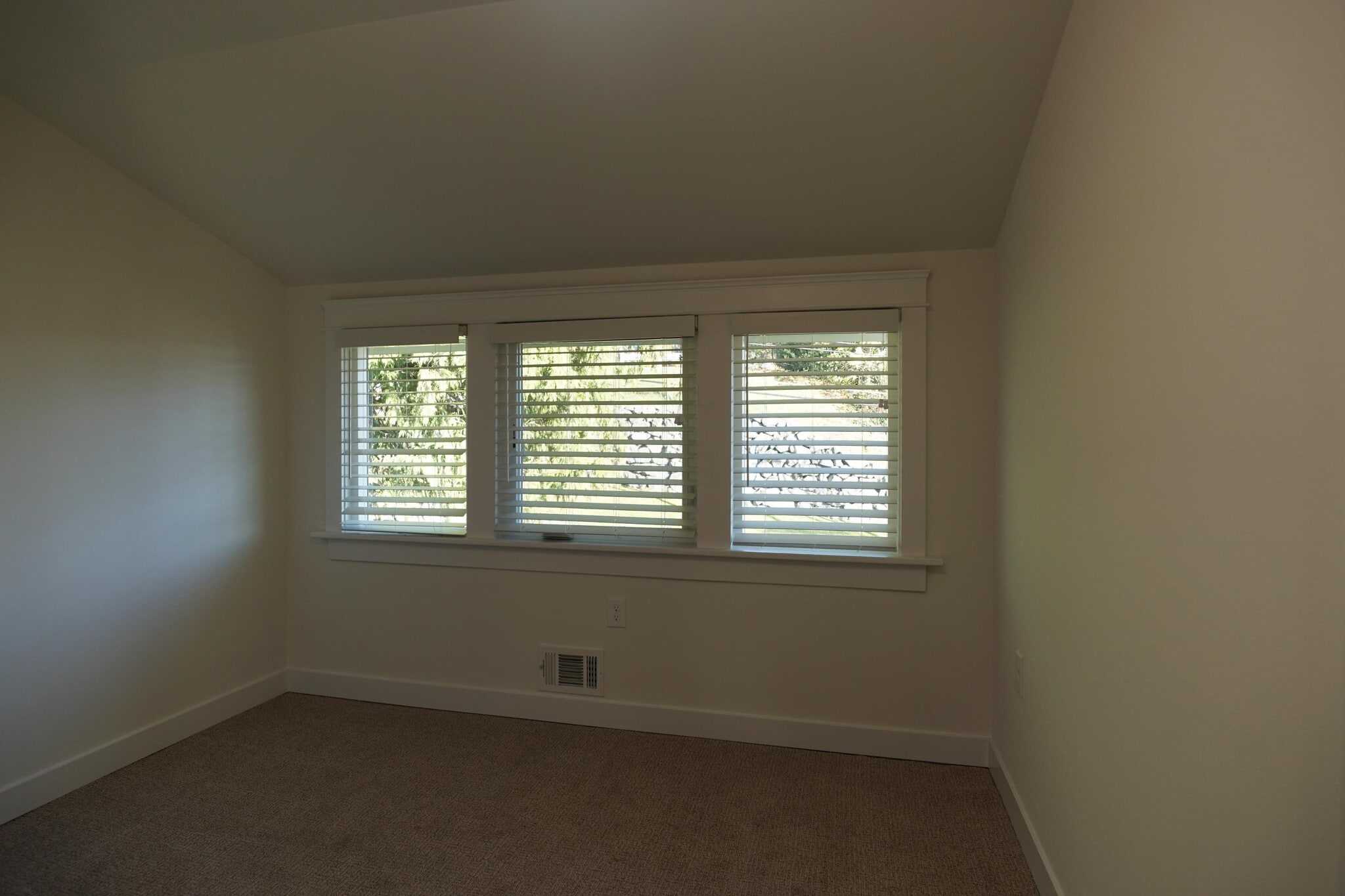 Building Photo - 2922 S Adams St