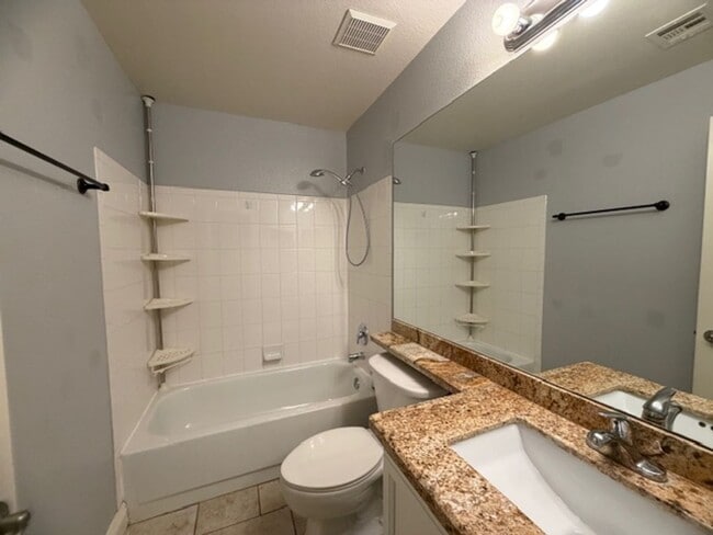 Building Photo - GORGEOUS 4 BEDROOM SINGLE STORY HOME