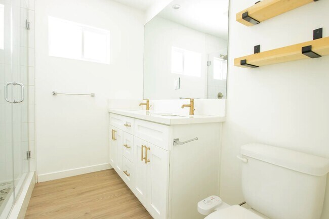 Building Photo - Albright Avenue Apartments