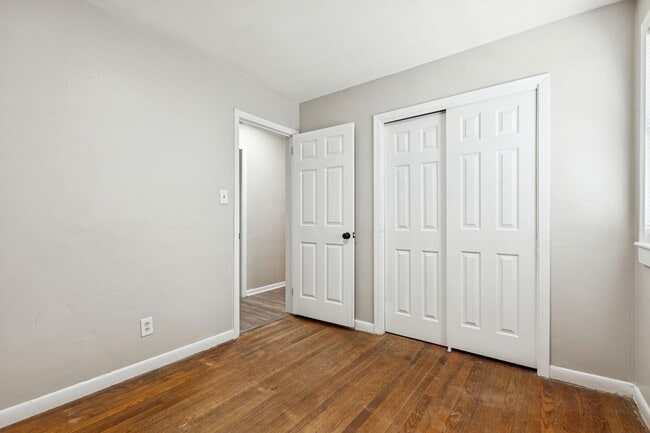 Building Photo - 9466 Phillip Ave