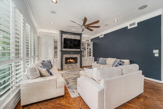 Building Photo - 13602 Spring Mint Dr