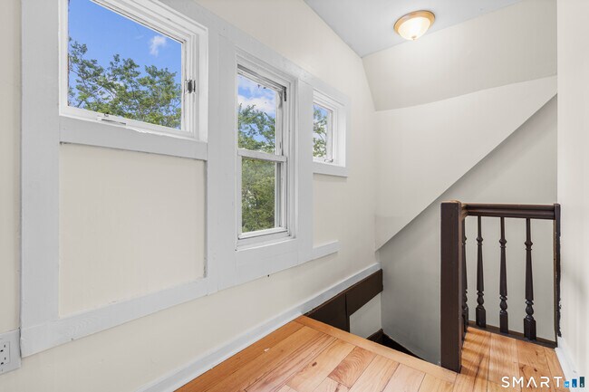 Building Photo - 693 Dixwell Ave