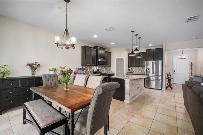 Building Photo - 6413 Triton Ln
