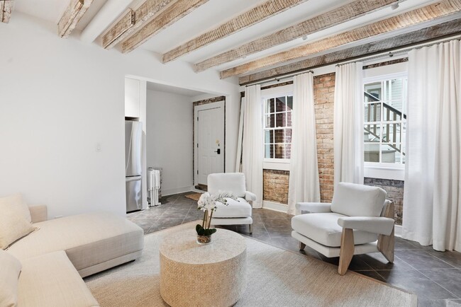 Building Photo - 309 Lorch St