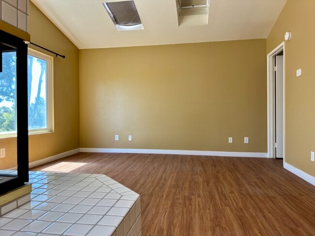 Building Photo - 1780 Crystal Ridge Way