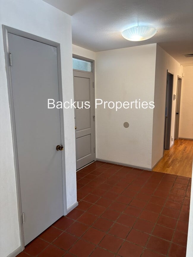 Building Photo - Three bedroom home across from Claremont Manor Park