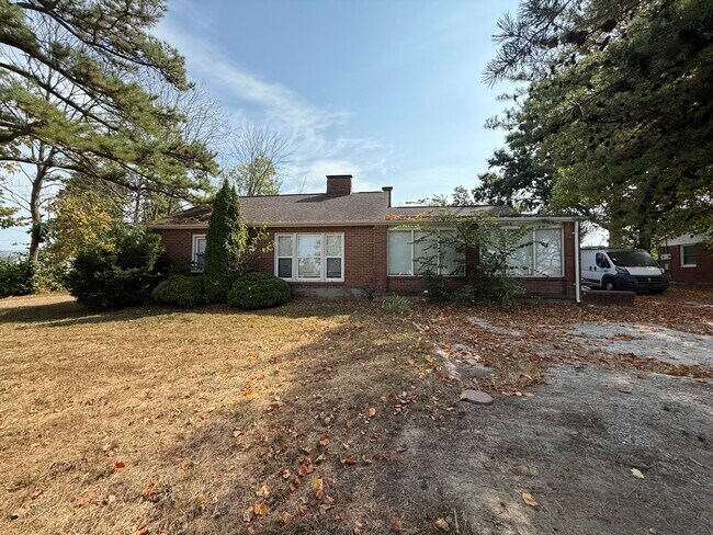 Primary Photo - 2910 Mexico Gravel Rd