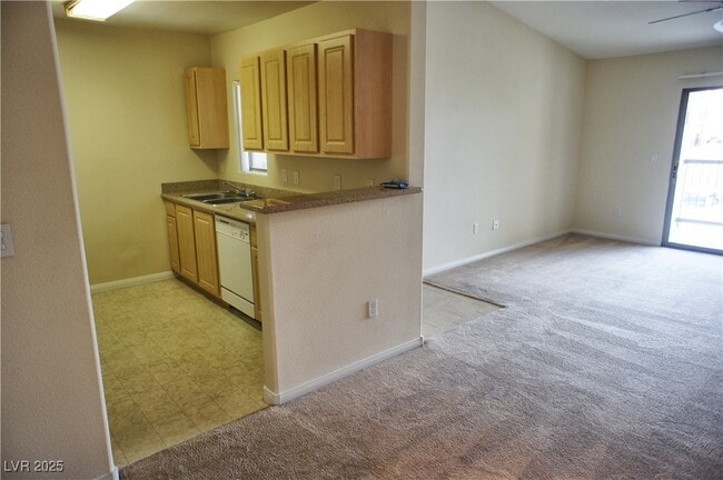 Building Photo - 8000 W Badura Ave