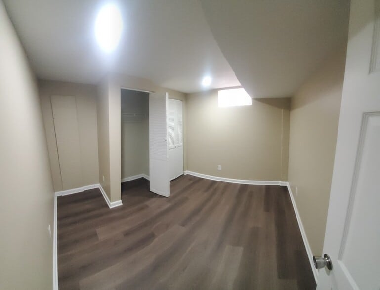 Building Photo - 1364 Karahill Dr