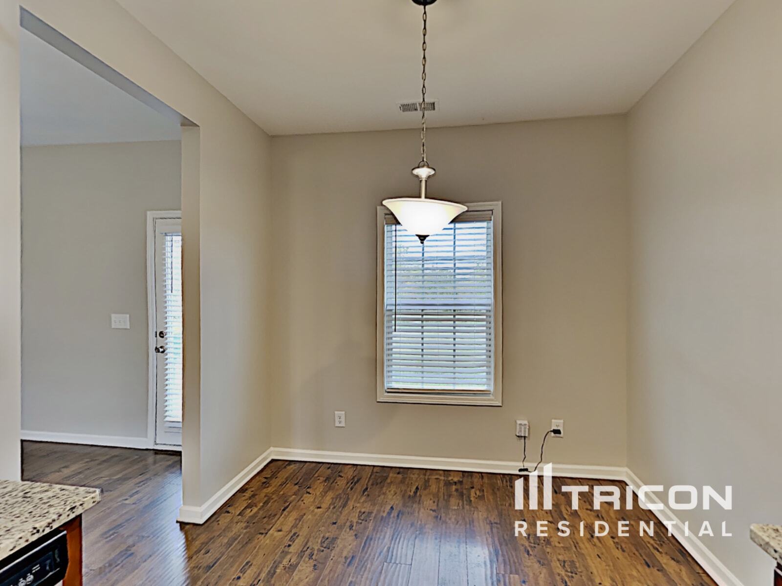 Building Photo - 809 Ellyson Dr