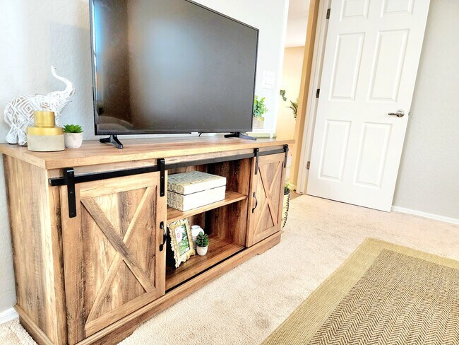Building Photo - Coming Soon! CHARMING! FULLY-FURNISHED 4/B...