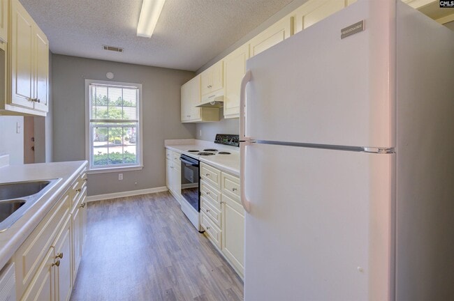Building Photo - 229 Deer Hound Trail