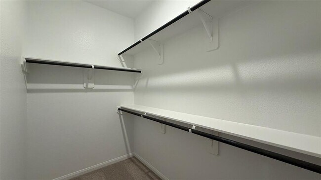 Building Photo - 13260 Musky Dr