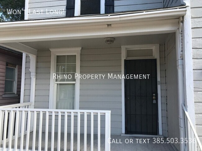 Primary Photo - 2440 B Ave