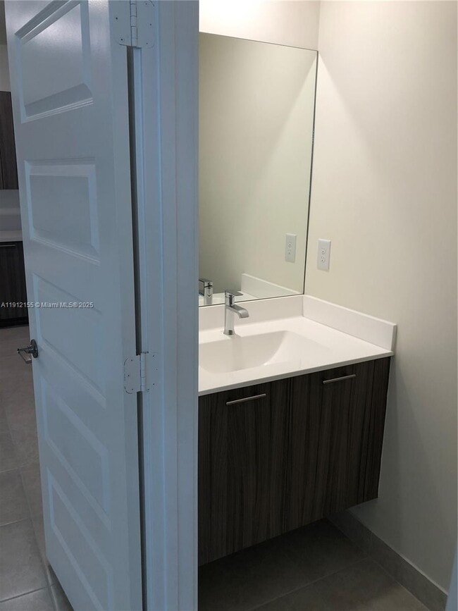 Building Photo - 4757 NW 83rd Pkwy