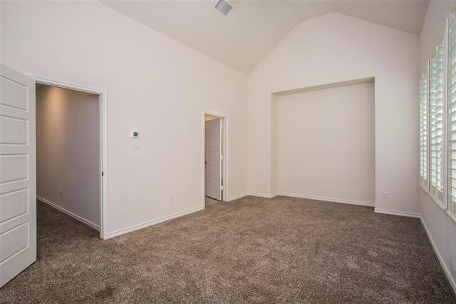 Building Photo - 2435 Klamath Dr