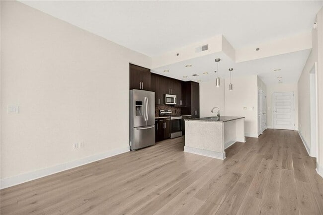 Building Photo - 1080 Peachtree St NE