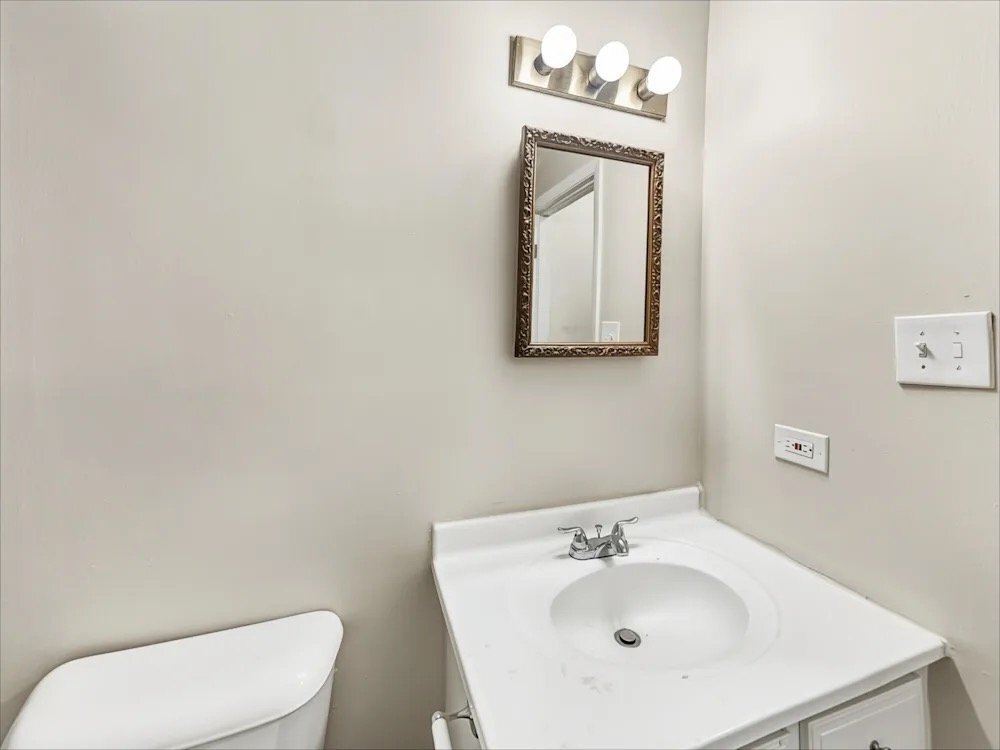 Building Photo - 5265 Arquilla Dr