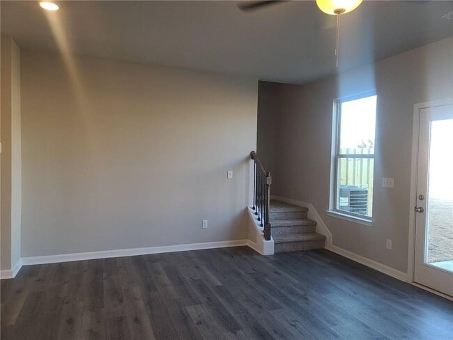 Building Photo - 3800 Prospect Point Dr