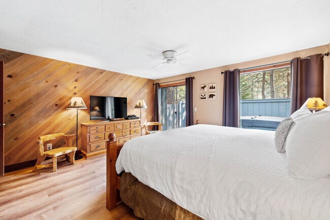 Building Photo - 18087 E Butte Ln