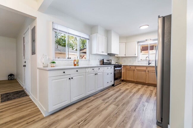 Building Photo - 111 Nashua St