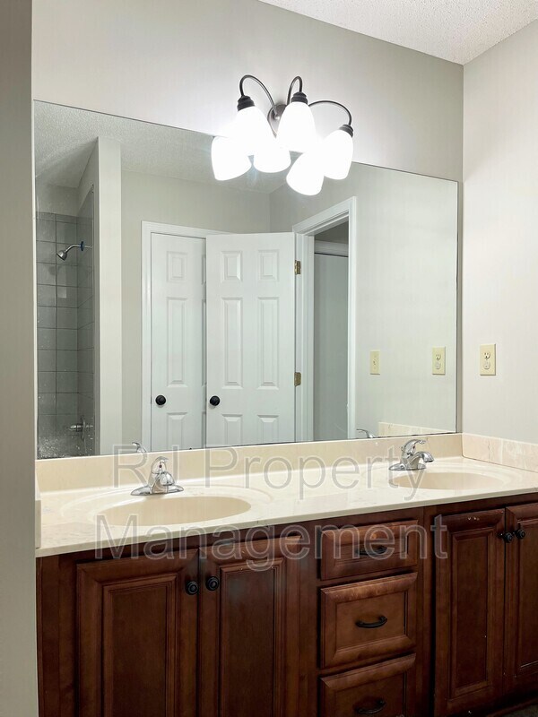 Building Photo - 1079 Harpeth Dr
