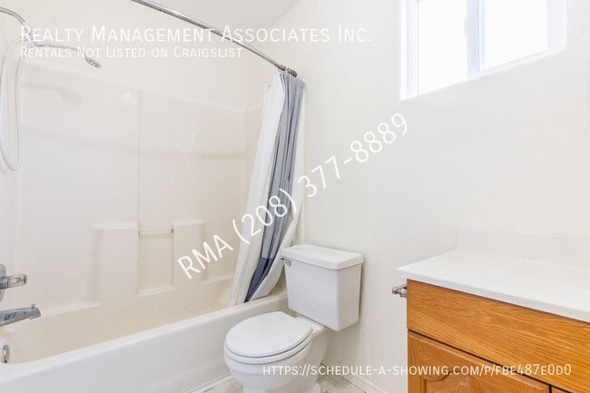 Building Photo - 4118 W Glenn St