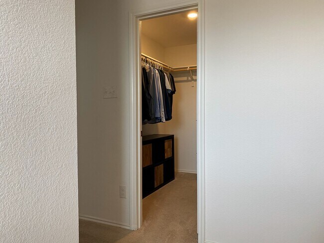 Building Photo - 252 Tugboat Annie Wy