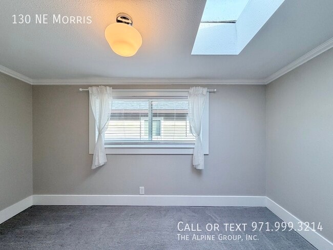 Building Photo - 130 NE Morris-