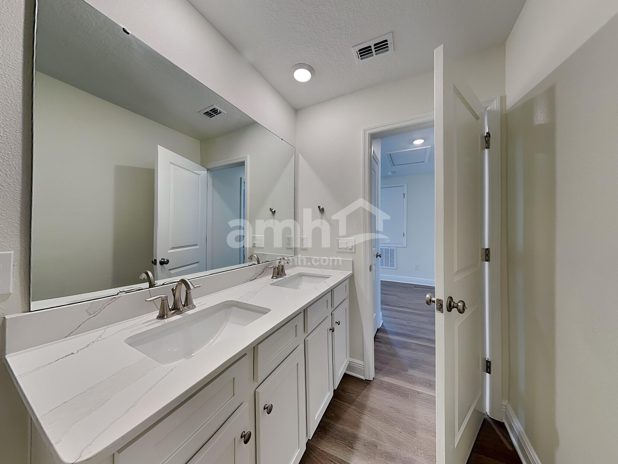 Building Photo - 4855 Rio Grande Cv