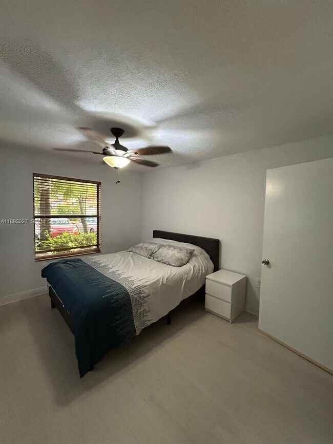 Building Photo - 15551 SW 104th Terrace