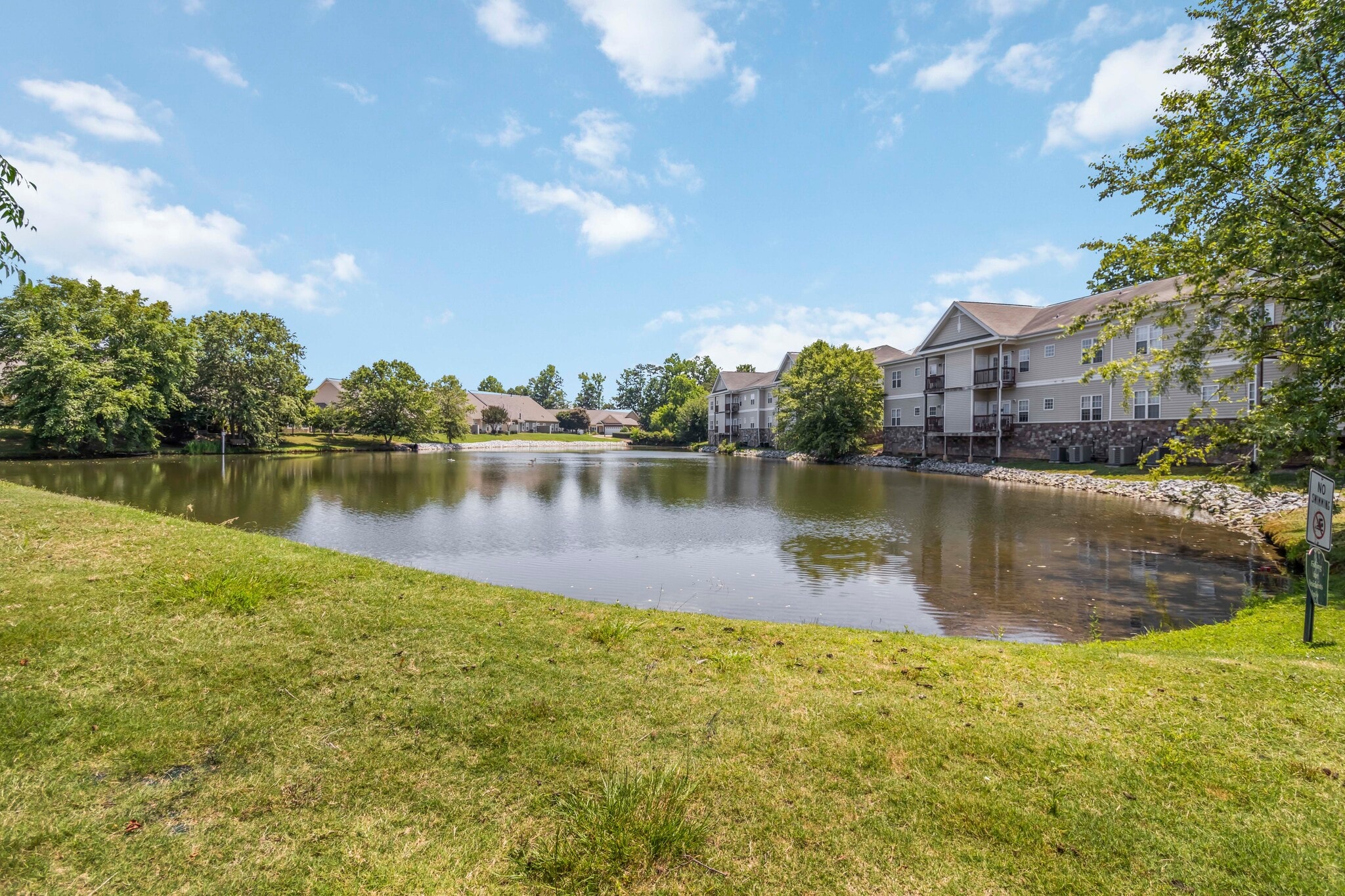 Building Photo - 356 Easterlin Way