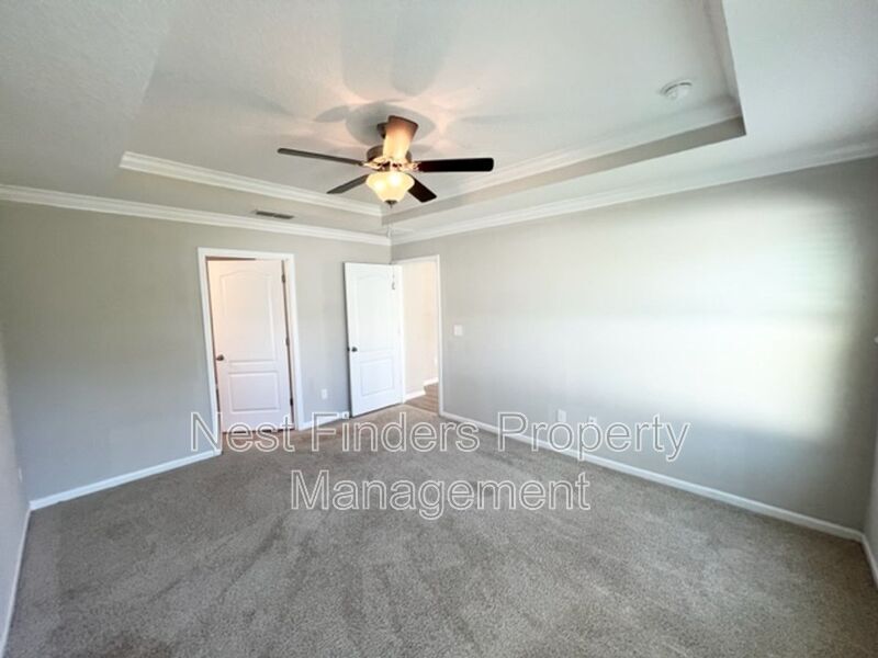 Building Photo - 33 Pickett Dr