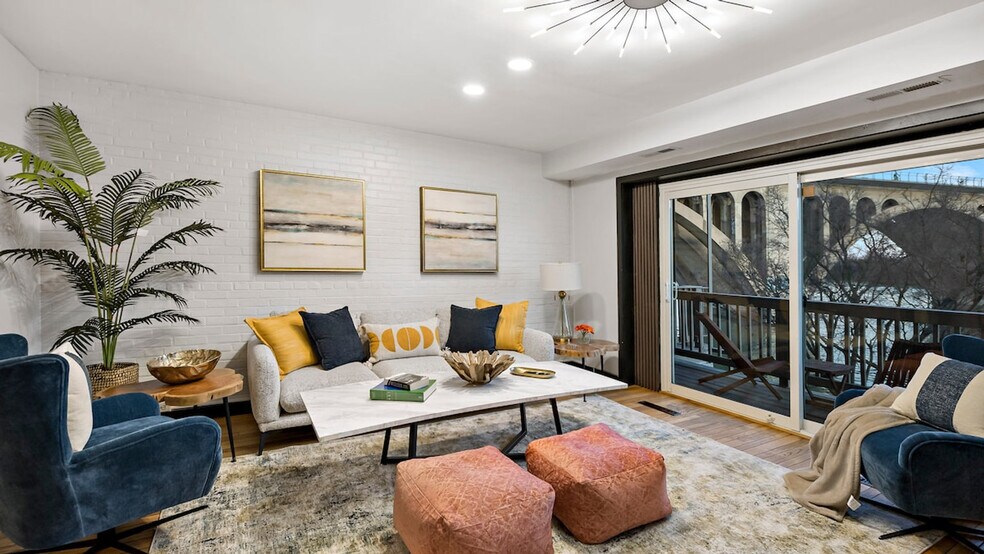 Building Photo - 3590 Water St NW