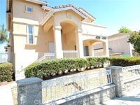 Building Photo - 438 S Sefton Ave