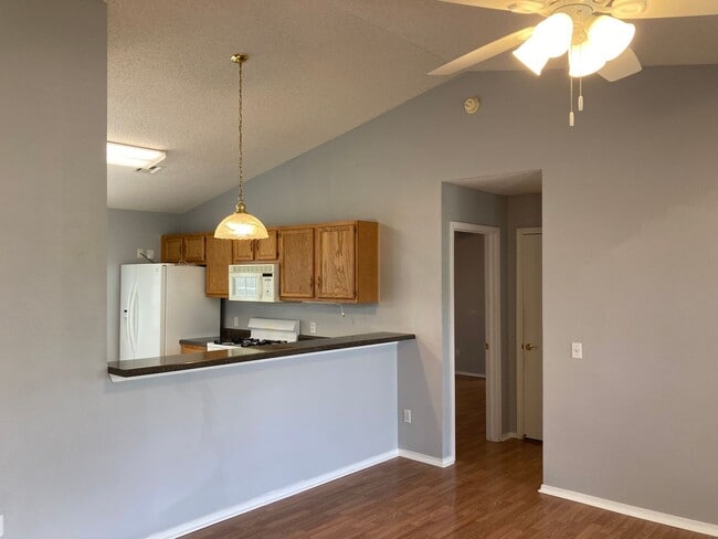 Building Photo - Nice Claremore 3/2/2 Home in Greenbrier Ad...