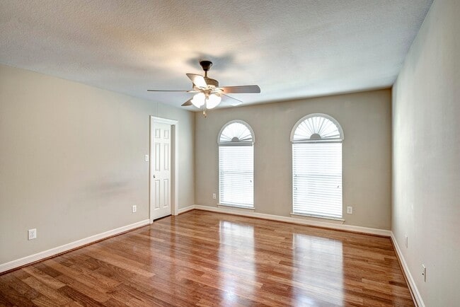 Building Photo - 4003 Feagan St