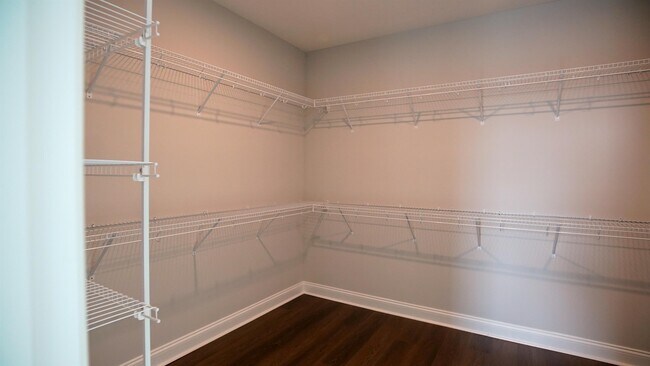 Building Photo - 12182 Eastmoor Dr