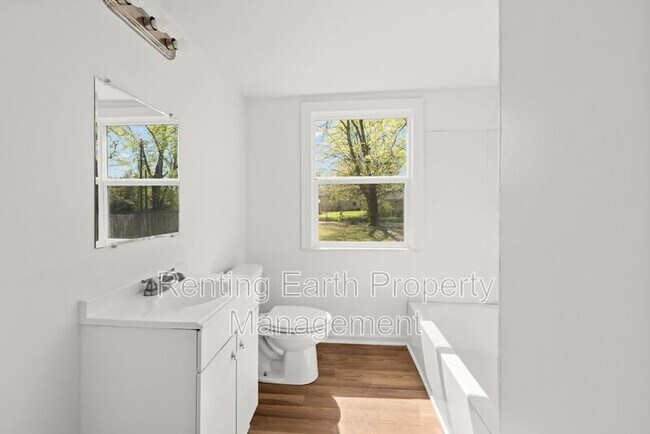 Building Photo - 2017 48th Street Ensley