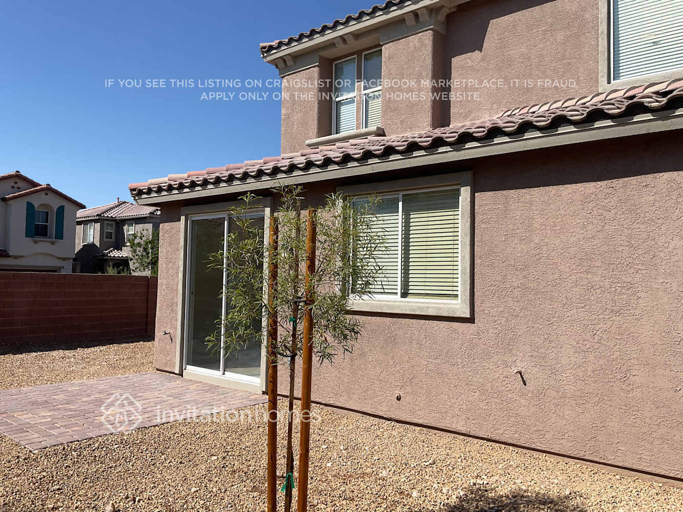 Building Photo - 9990 El Corriente St