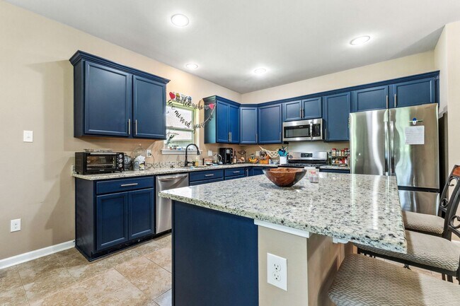 Building Photo - Beautiful home in Berkshire Subdivision....