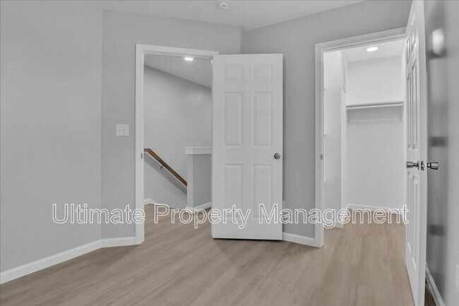 Building Photo - 514 Anderson St