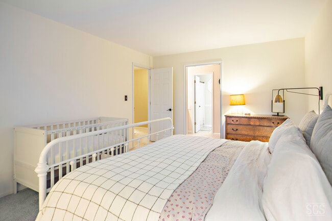 Building Photo - 3810 Tecoma Dr