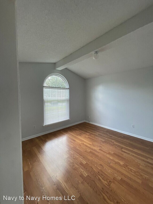 Building Photo - 3 br, 2 bath House - 12563 Glamdring Court