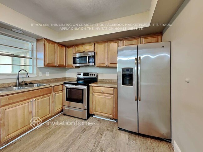 Building Photo - 7321 Egypt Lake Dr