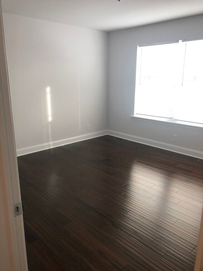 Bedroom - 18 Hidden Hollow Dr