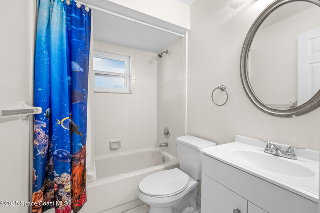 Building Photo - 3156 Dunhill Dr